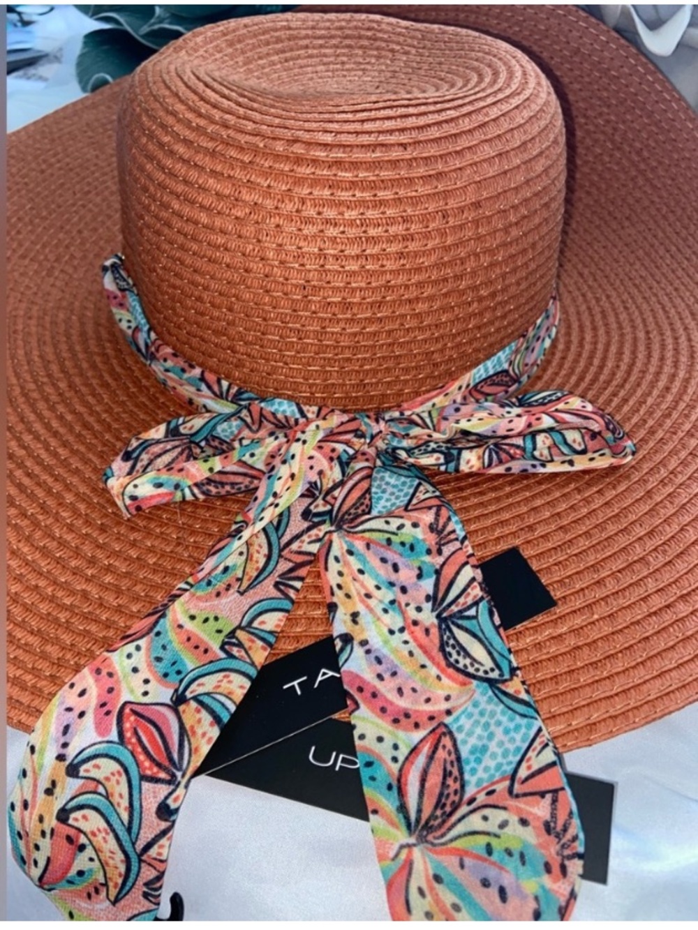Tahari Sun Hat SPF50+